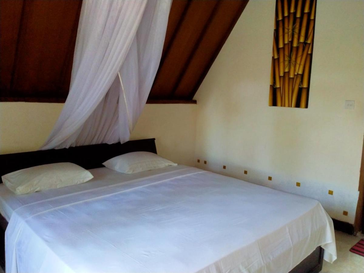 Tunai Cottages Gili Meno Bagian luar foto